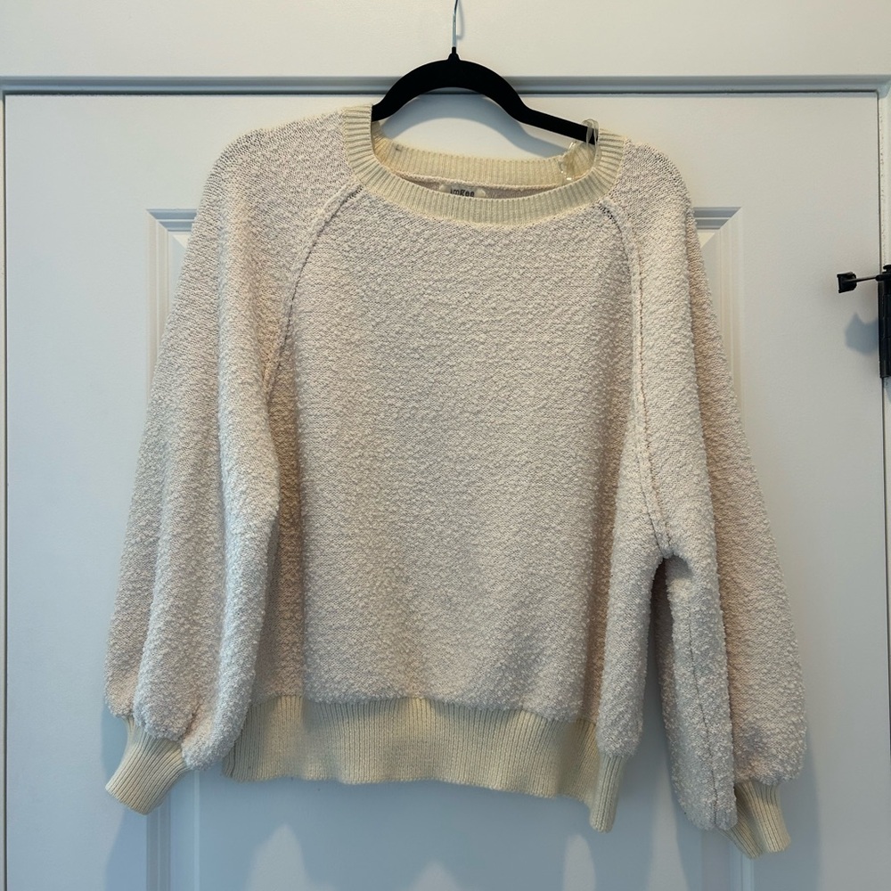 Umgee Size Medium Round Neck Long Sleeve Sweater